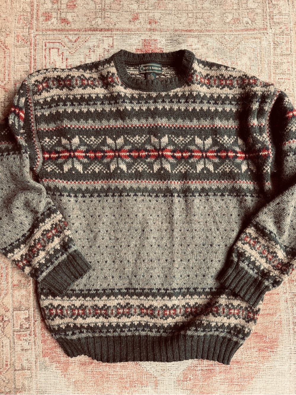 90s vintage Gray green Fair Isle Crewneck Sweater with Red Accents wool